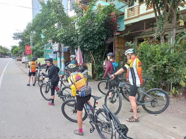 18 Days Biking from Siem Reap To Hoian