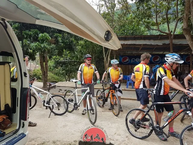 Siem Reap – Cycle To Banteay Samre, Srei Temple – 1 Day 2